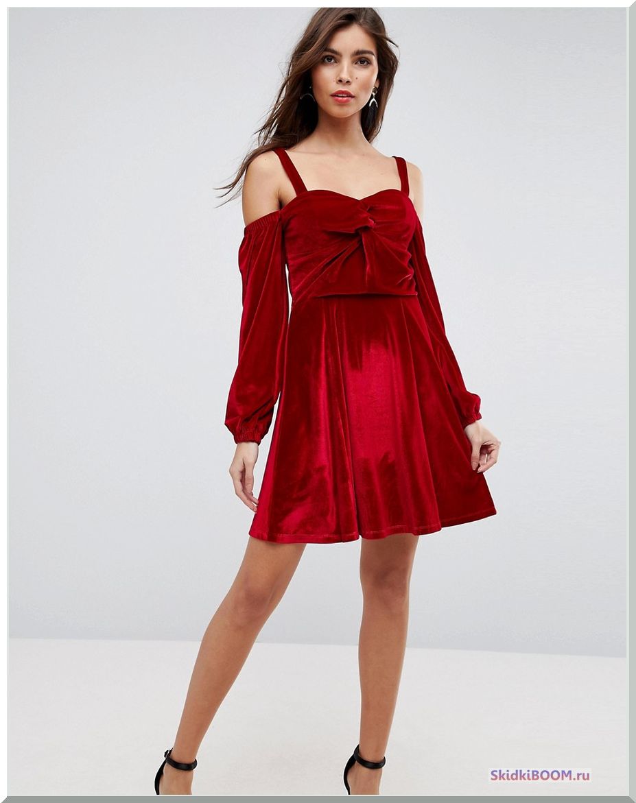 Модные тенденции в одежде вечерний образ бордовое платье